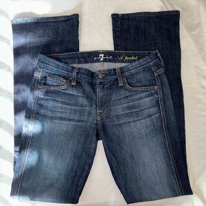 7 for all Mankind A Pocket boot cut Jeans Size 28